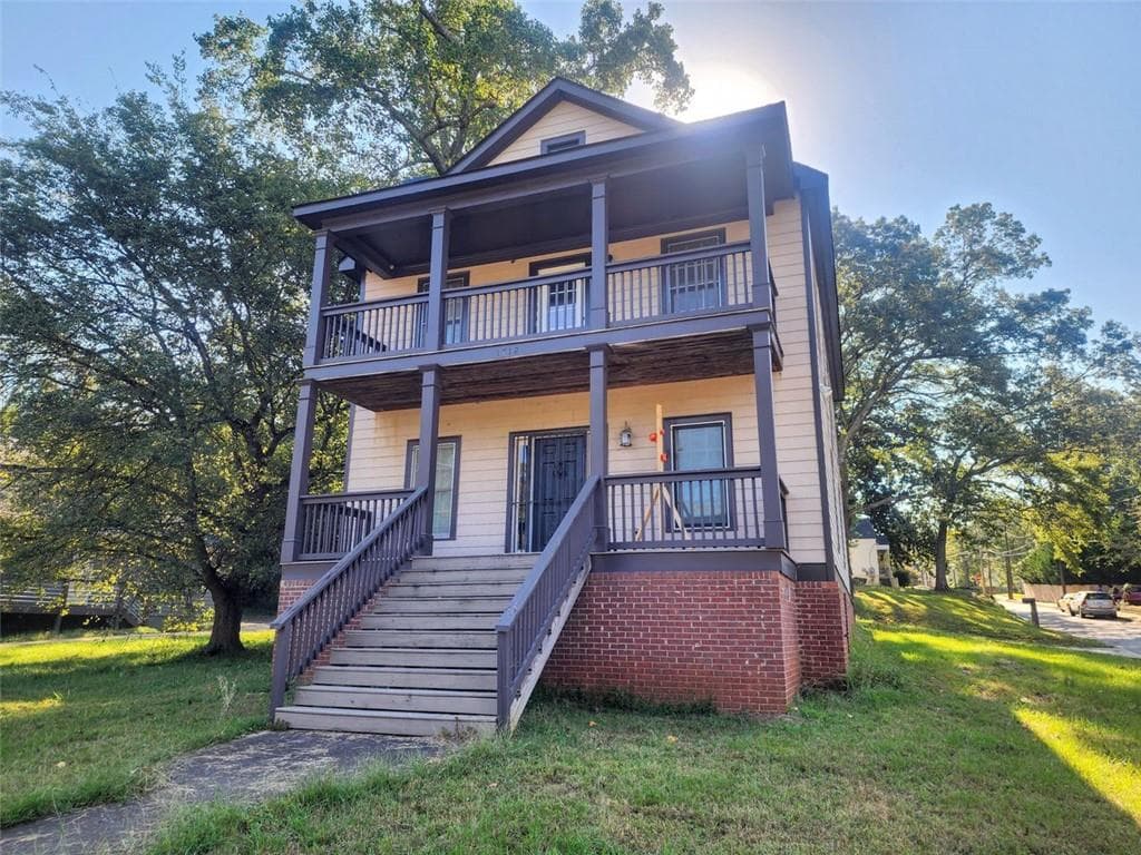 3 bedroom, 3 bathroom, 1,664 sq ft single family residence sold at 1812 LAKEWOOD Avenue, Atlanta, GA 30315