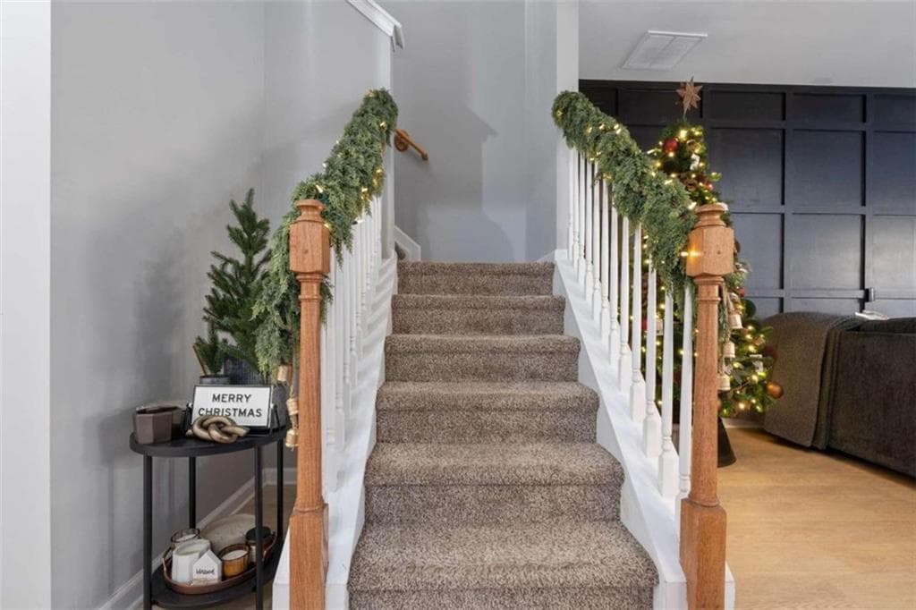 3 bedroom, 3 bathroom townhouse sold at 2366 Capella Circle, South Fulton, GA 30331
