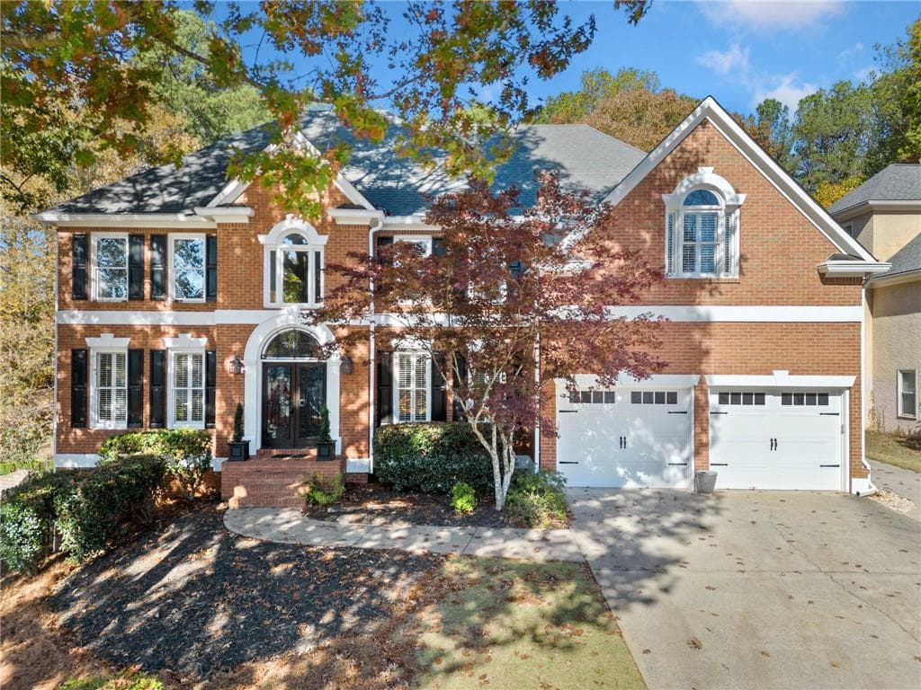 5 bedroom, 5 bathroom, 4,690 sq ft single family residence sold at 1116 Towne Lake Hills, Woodstock, GA 30189