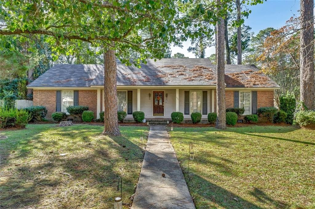 2322 Meadowbrook Lane, Albany, GA 31707 — most recent listing photo