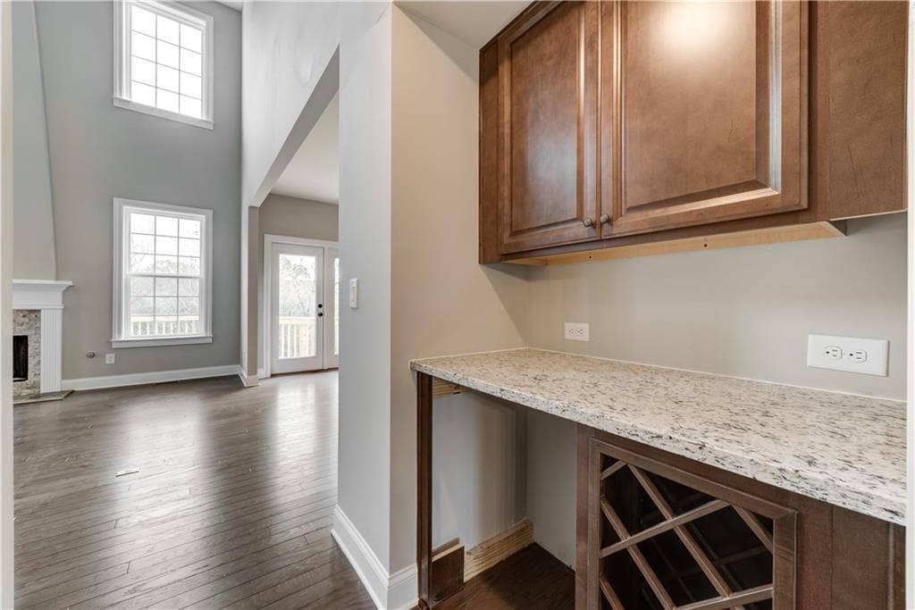4 bedroom, 3 bathroom, 2,829 sq ft single family residence under contract at 6145 Grindle Road, Cumming, GA 30041 — photo 9