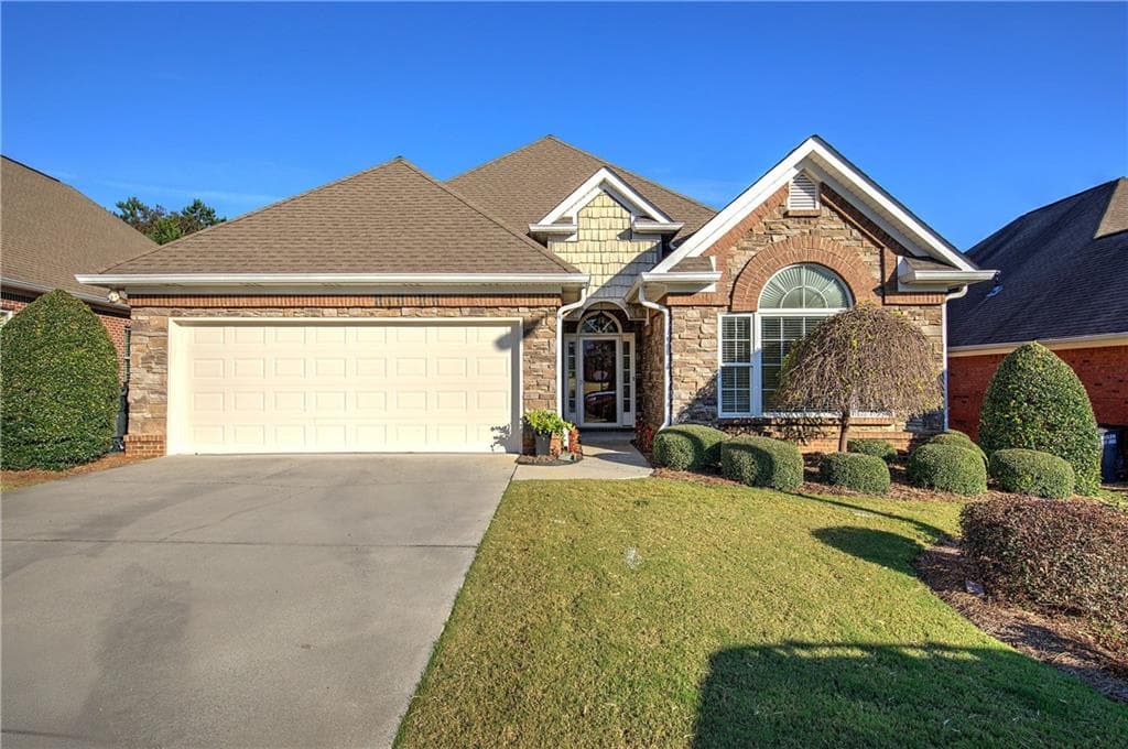 105 Lenox Road, Calhoun, GA 30701 — most recent listing photo
