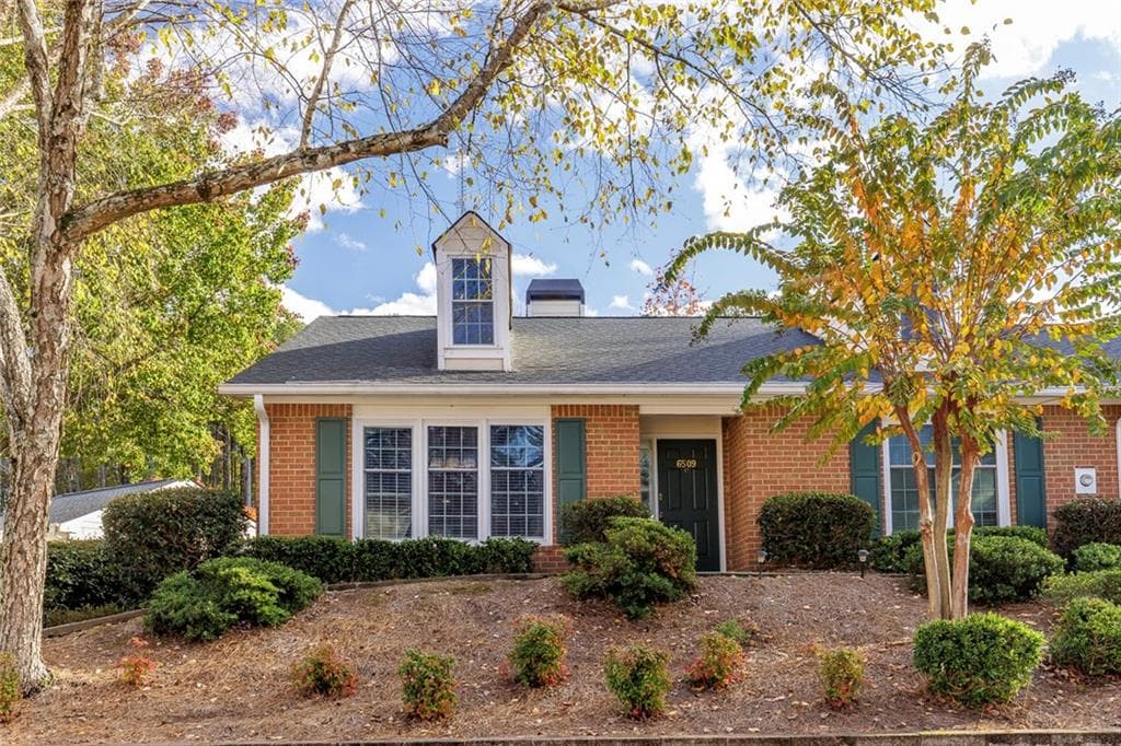 6509 Deerings Lane, Peachtree Corners, GA 30092 — most recent listing photo