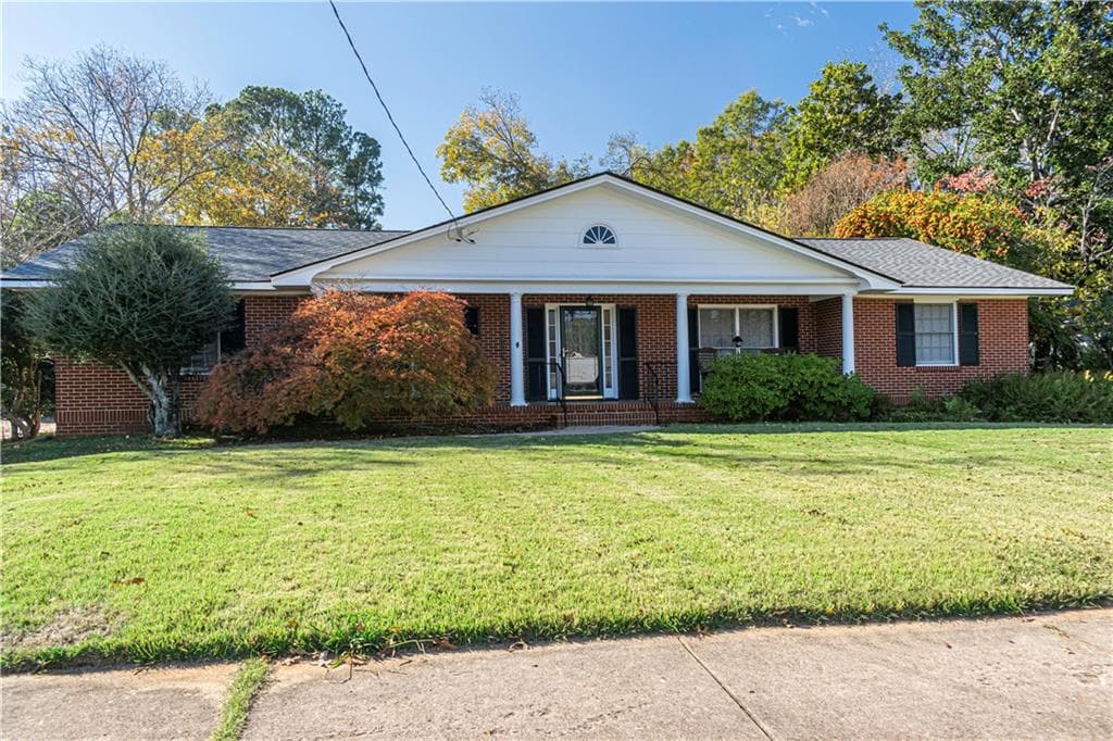 1028 Ridge Avenue, Stone Mountain, GA 30083 — most recent listing photo