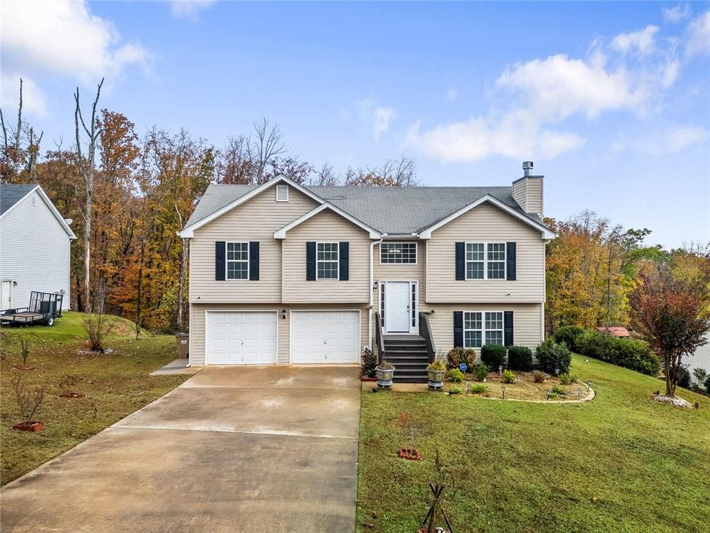 4 bedroom, 3 bathroom, 1,764 sq ft single family residence sold at 2729 Sawyer Mill Drive, Gainesville, GA 30507