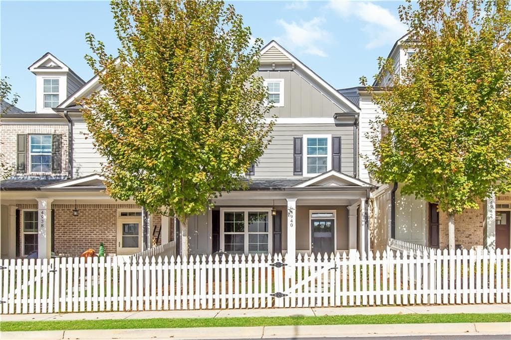 4940 Futral Drive, Acworth, GA 30101 — most recent listing photo