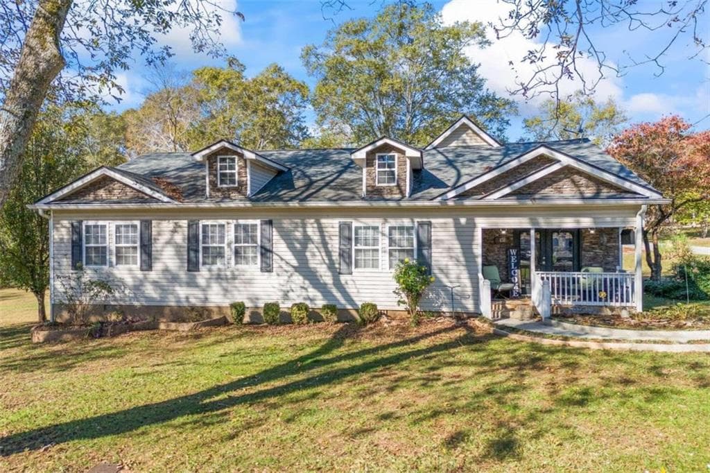 631 State Street, Commerce, GA 30529 — most recent listing photo
