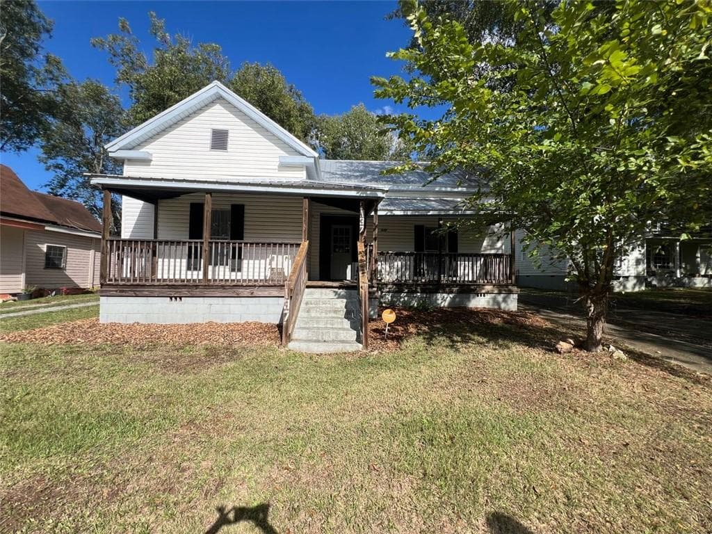 137 W W Carr Avenue, Jackson, GA 30233 — most recent listing photo