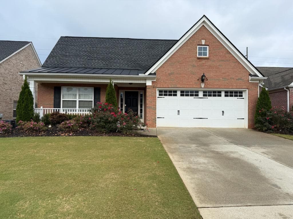 3 bedroom, 2 bathroom, 2,101 sq ft single family residence sold at 1399 Laurelwood Court, Lawrenceville, GA 30045