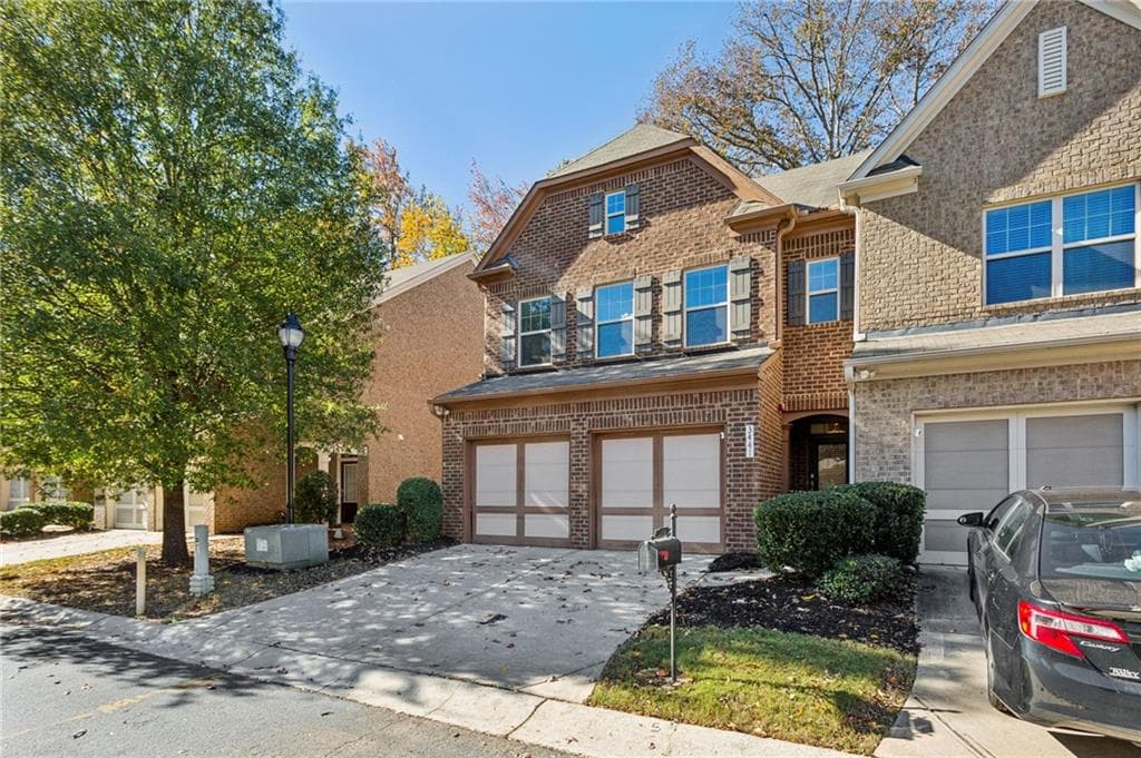 4 bedroom, 4 bathroom townhouse sold at 3441 Vintage Circle, Smyrna, GA 30080