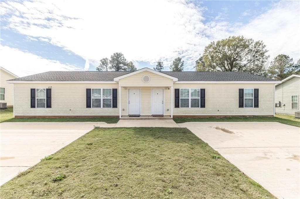 duplex sold at 137 Ronald Pride Boulevard, Fort Valley, GA 31030