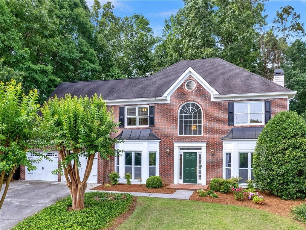 4 bedroom, 3 bathroom single family residence sold at 6079 Braidwood Bend, Acworth, GA 30101