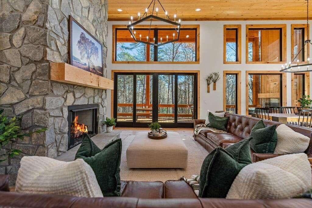 1097 Lees Ride, Mccaysville, GA 30555 — most recent listing photo