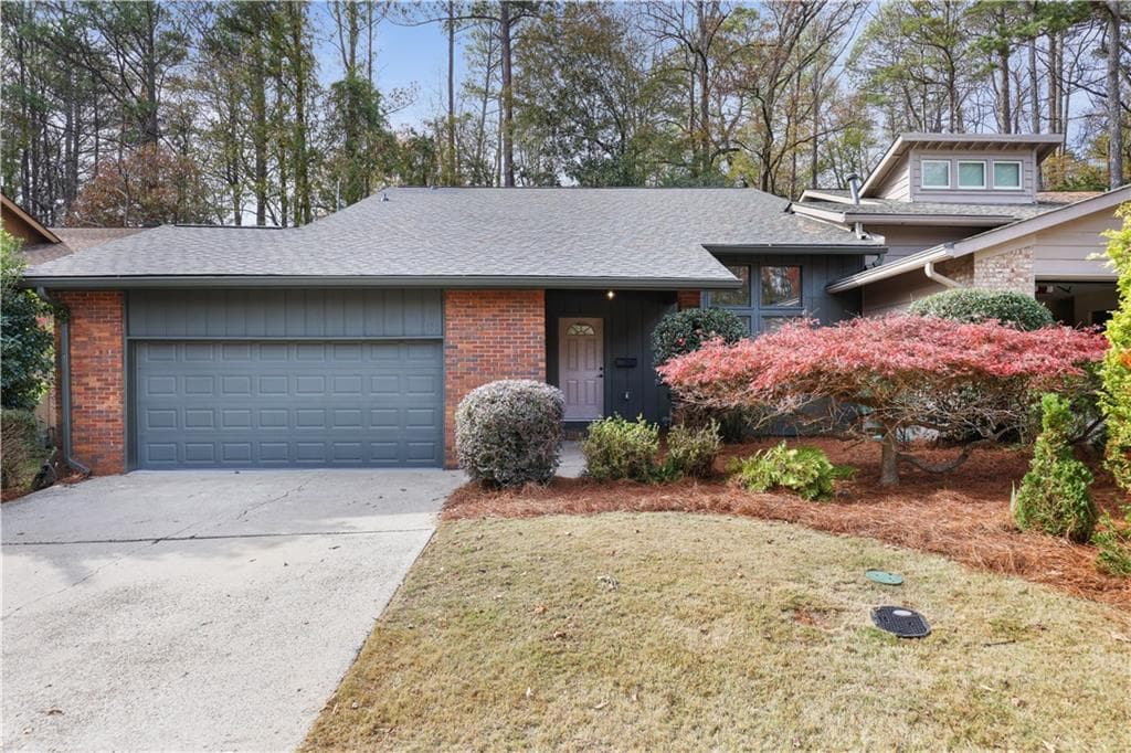 125 Starboard Point, Roswell, GA 30076 — most recent listing photo