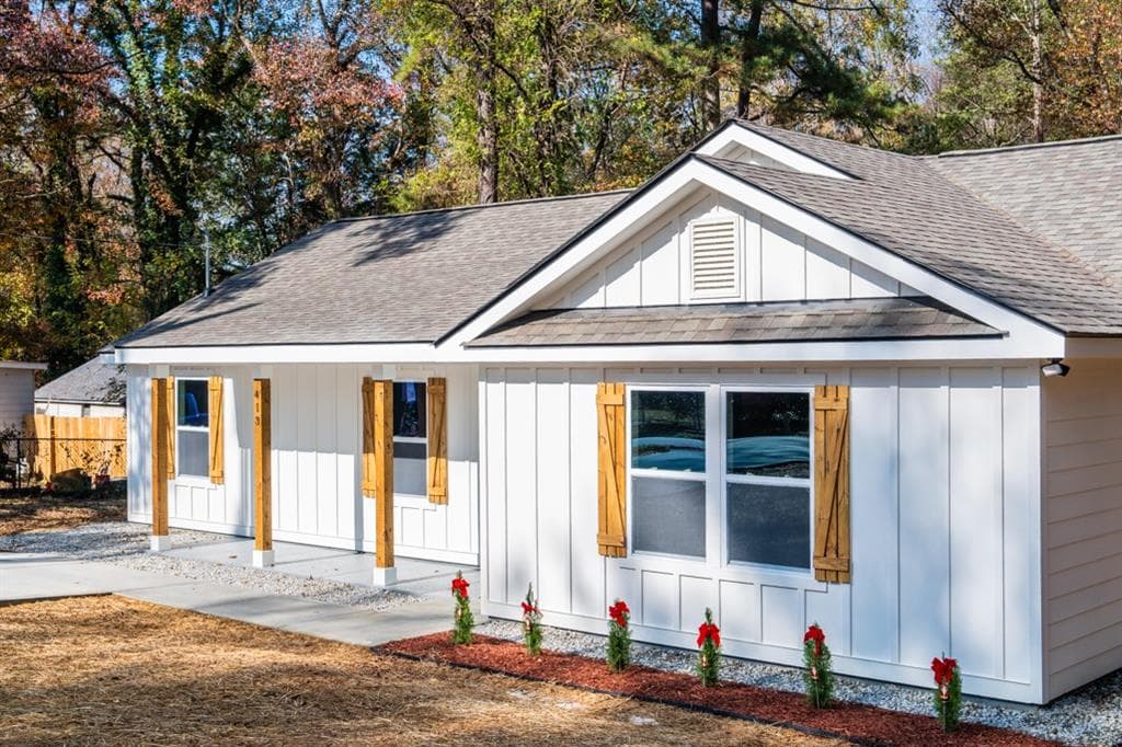 3 bedroom, 2 bathroom single family residence sold at 413 Cranfill Road, Marietta, GA 30060