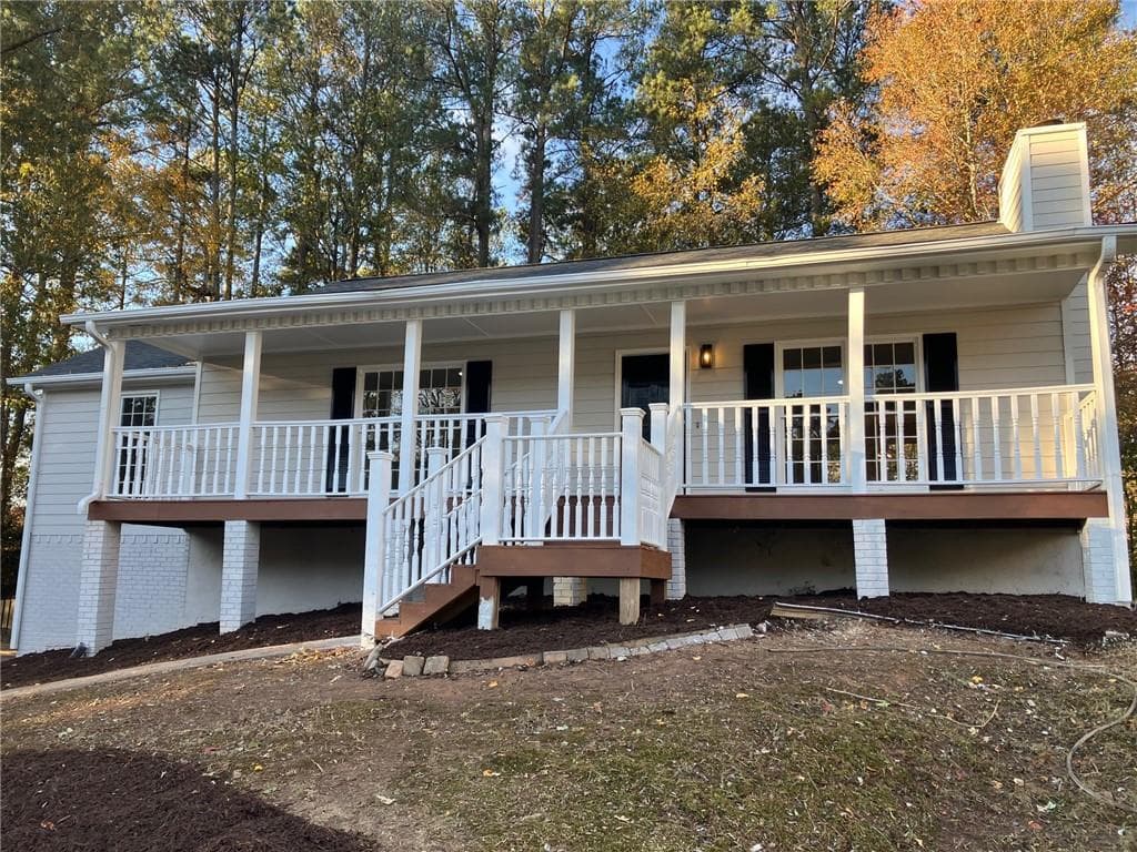 3 bedroom, 2 bathroom single family residence sold at 5880 Yardley Court, Powder Springs, GA 30127
