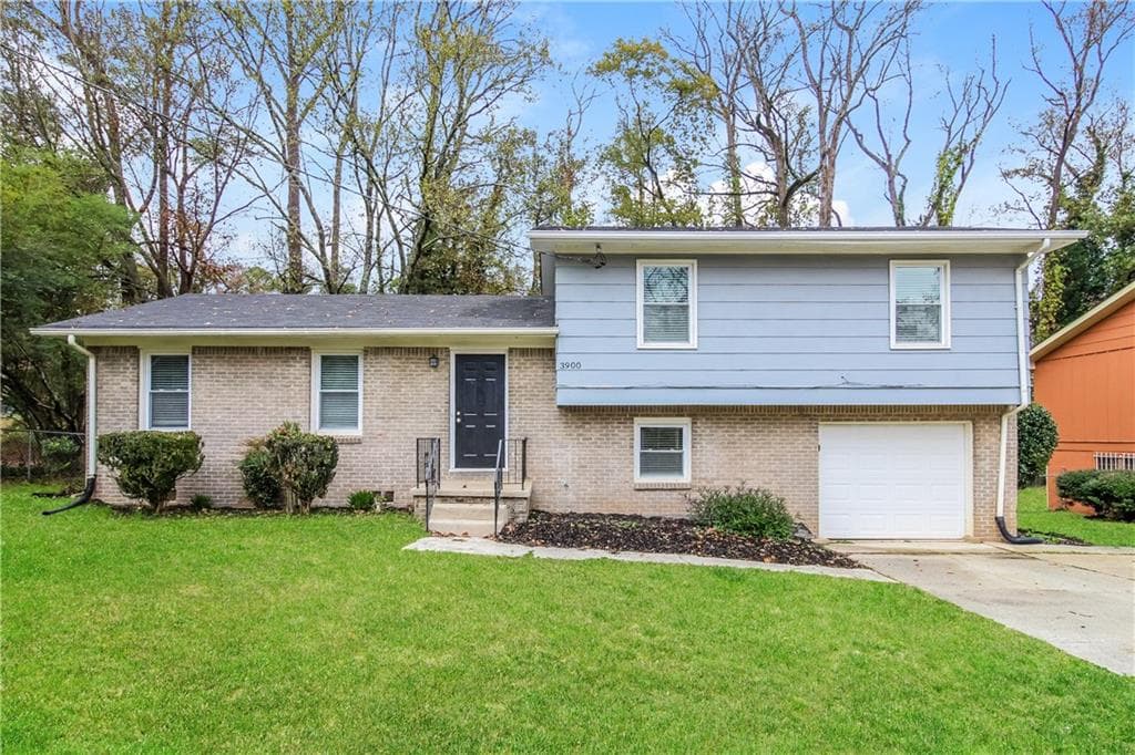 3 bedroom, 2 bathroom, 1,752 sq ft single family residence sold at 3900 Emerald North Drive, Decatur, GA 30035