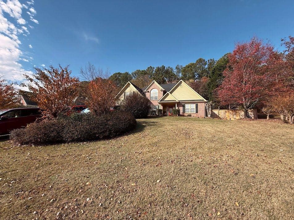 4 bedroom, 3 bathroom, 2,289 sq ft single family residence sold at 564 WILLOWWIND Drive, Loganville, GA 30052