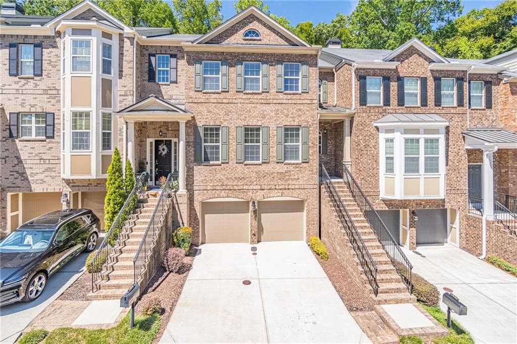 3 bedroom, 4 bathroom, 3,659 sq ft townhouse sold at 1924 Cherry Laurel Court, Atlanta, GA 30339