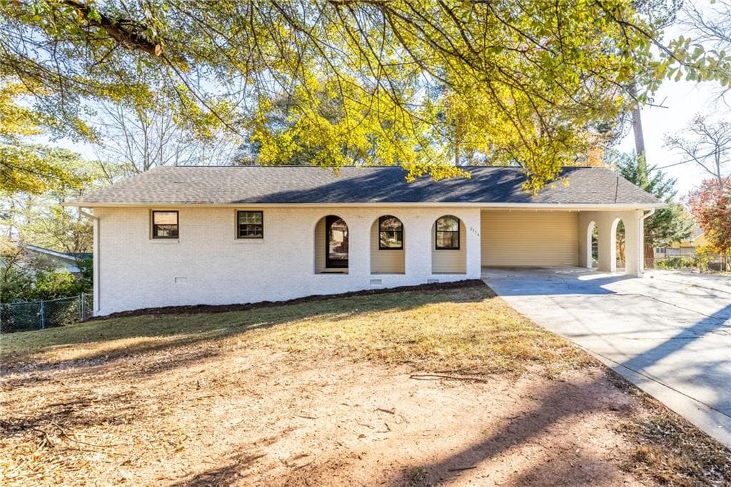2574 Regal Circle, Lawrenceville, GA 30044 — most recent listing photo