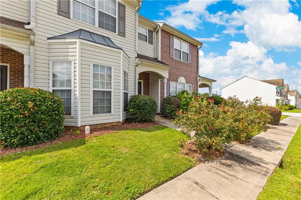 5095 Oakley Commons Boulevard, Union City, GA 30291 — most recent listing photo