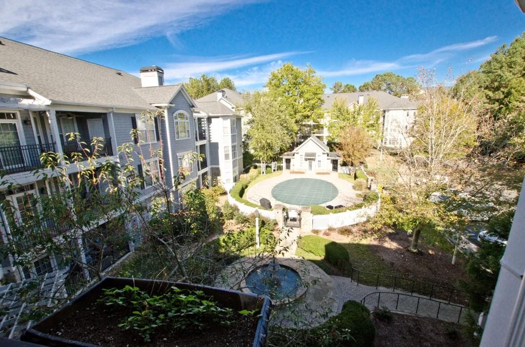 2 bedroom, 2 bathroom, 1,250 sq ft condominium sold at 4100 Paces Walk 1301, Atlanta, GA 30339