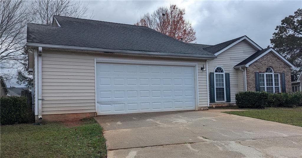 3 bedroom, 2 bathroom single family residence sold at 405 Northwind Place, Stockbridge, GA 30281