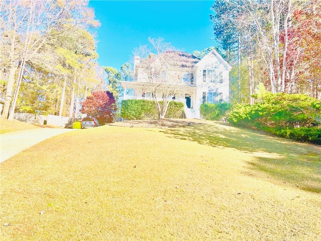 3 bedroom, 3 bathroom, 2,460 sq ft single family residence sold at 795 Abbington Lane, Douglasville, GA 30134