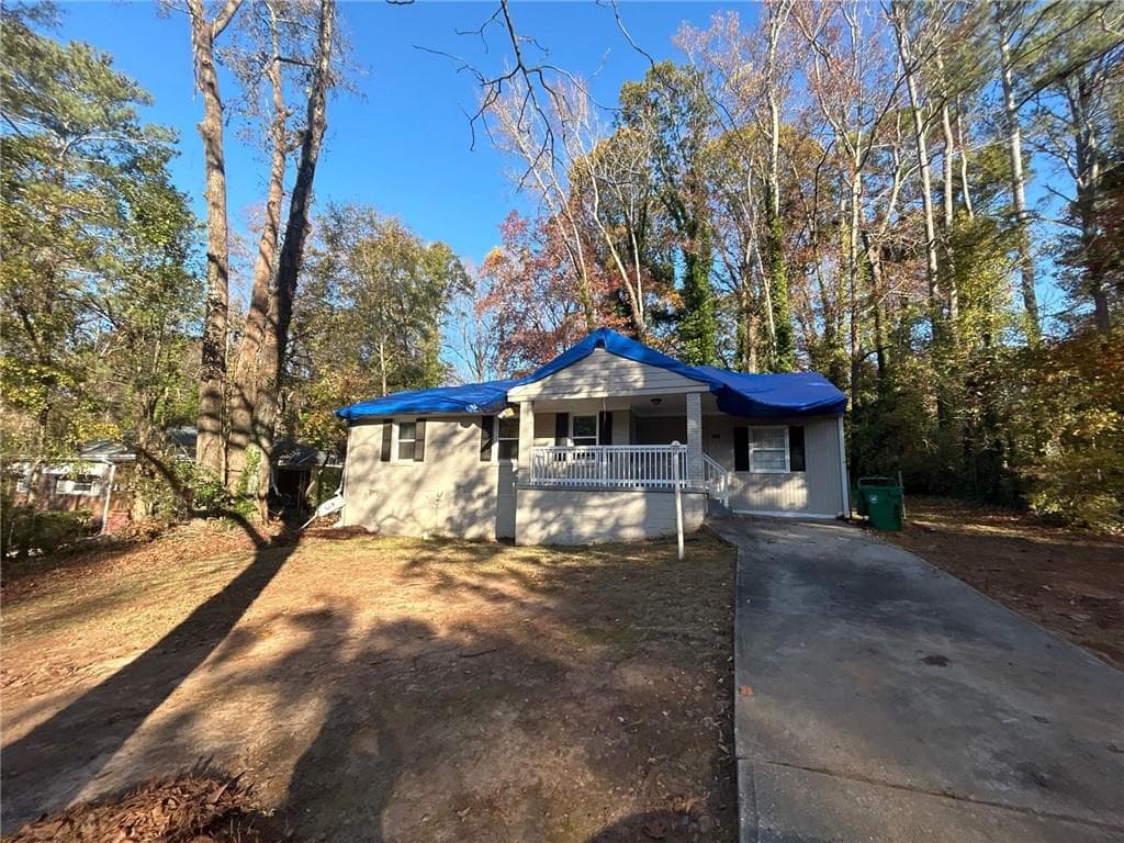 4 bedroom, 1 bathroom single family residence sold at 3372 JACKSON Drive, Decatur, GA 30032