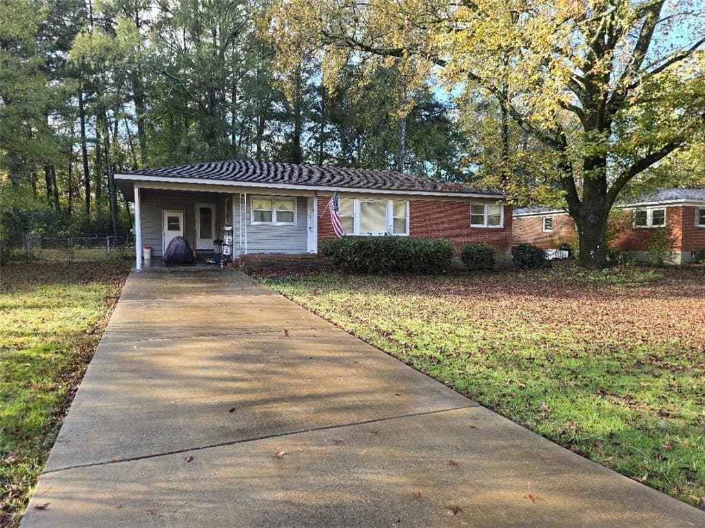 3 bedroom, 2 bathroom single family residence sold at 111 BENTON Drive, Rome, GA 30165