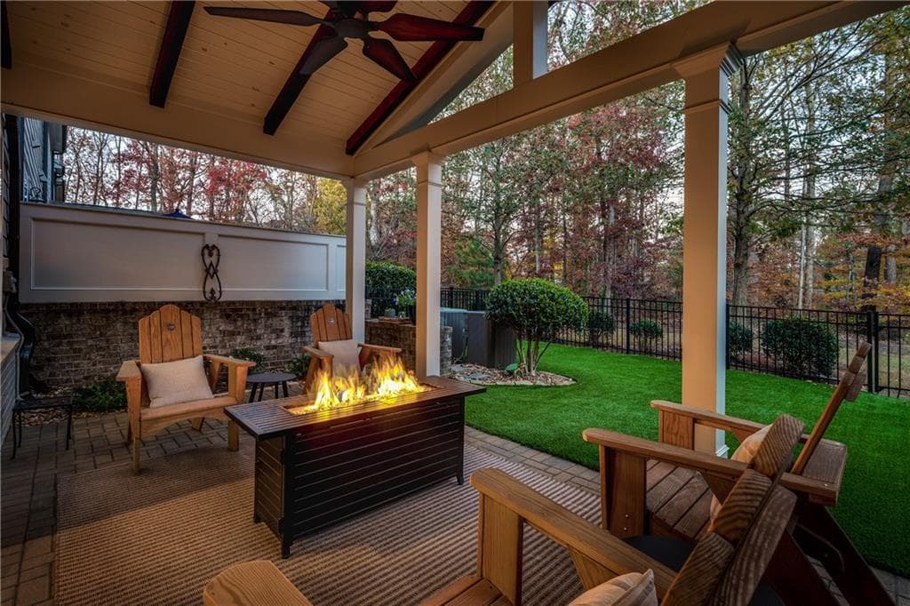 4 bedroom, 4 bathroom, 3,749 sq ft townhouse sold at 4427 Cheston Bend, Roswell, GA 30075