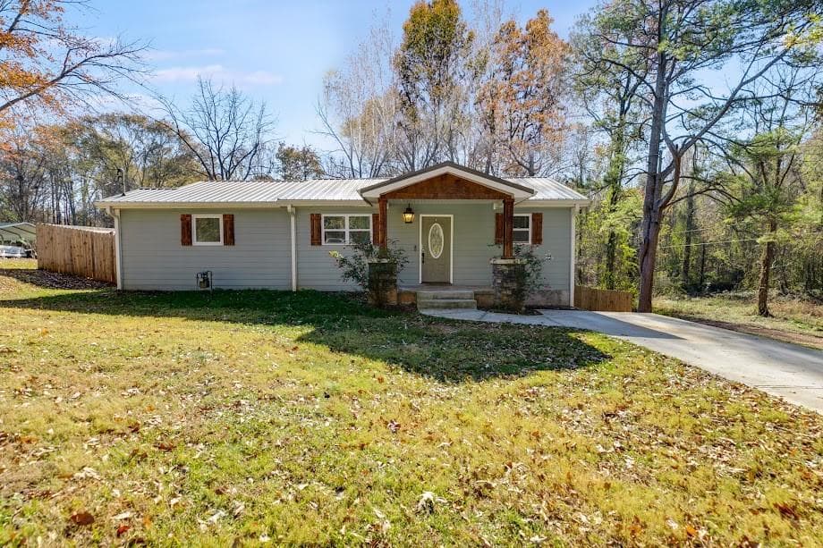 140 Robinson Avenue, Bremen, GA 30110 — most recent listing photo