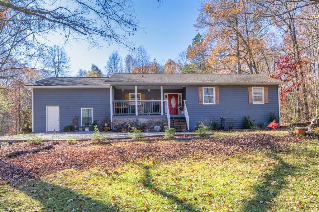 4 bedroom, 2 bathroom, 1,551 sq ft single family residence sold at 5762 Hwy 52, Gillsville, GA 30543