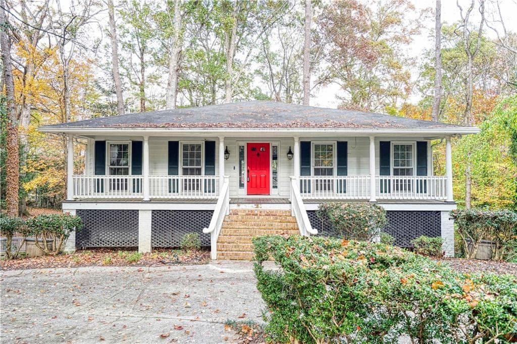 5 bedroom, 5 bathroom, 3,520 sq ft single family residence sold at 2933 Margaret Mitchell Court, Atlanta, GA 30327