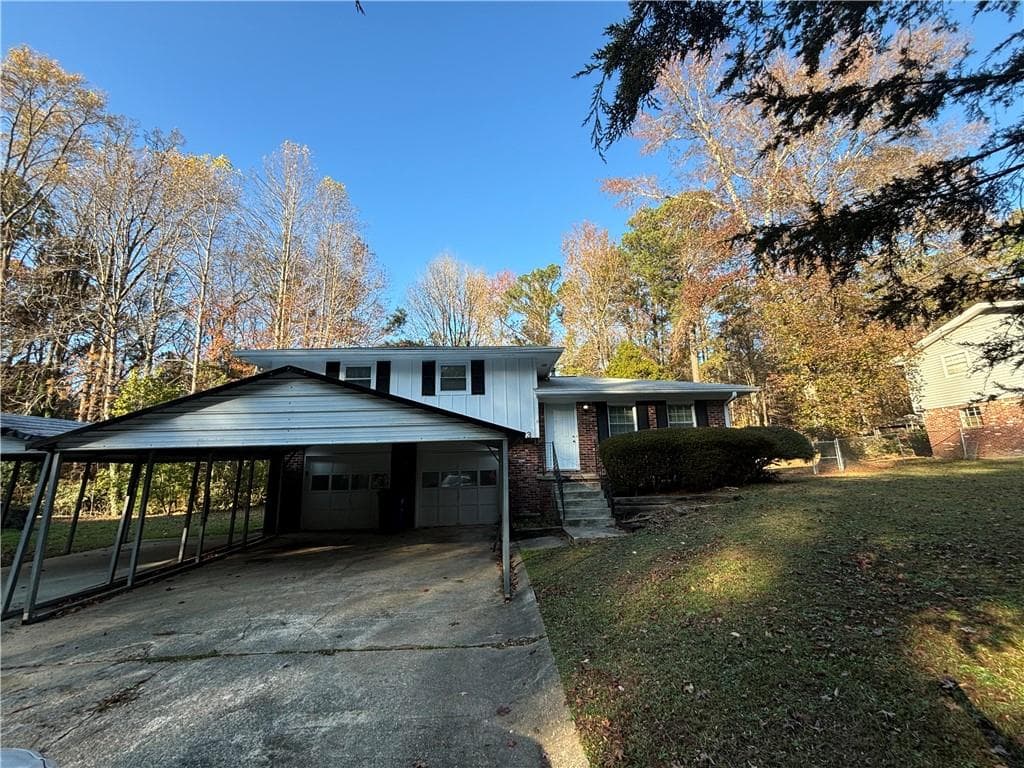 5423 Pine Valley Drive, Union City, GA 30291 — most recent listing photo