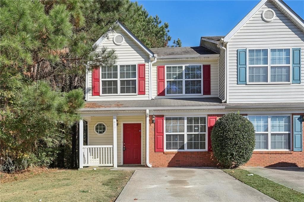 6101 Hickory Lane Drive, Union City, GA 30291 — most recent listing photo