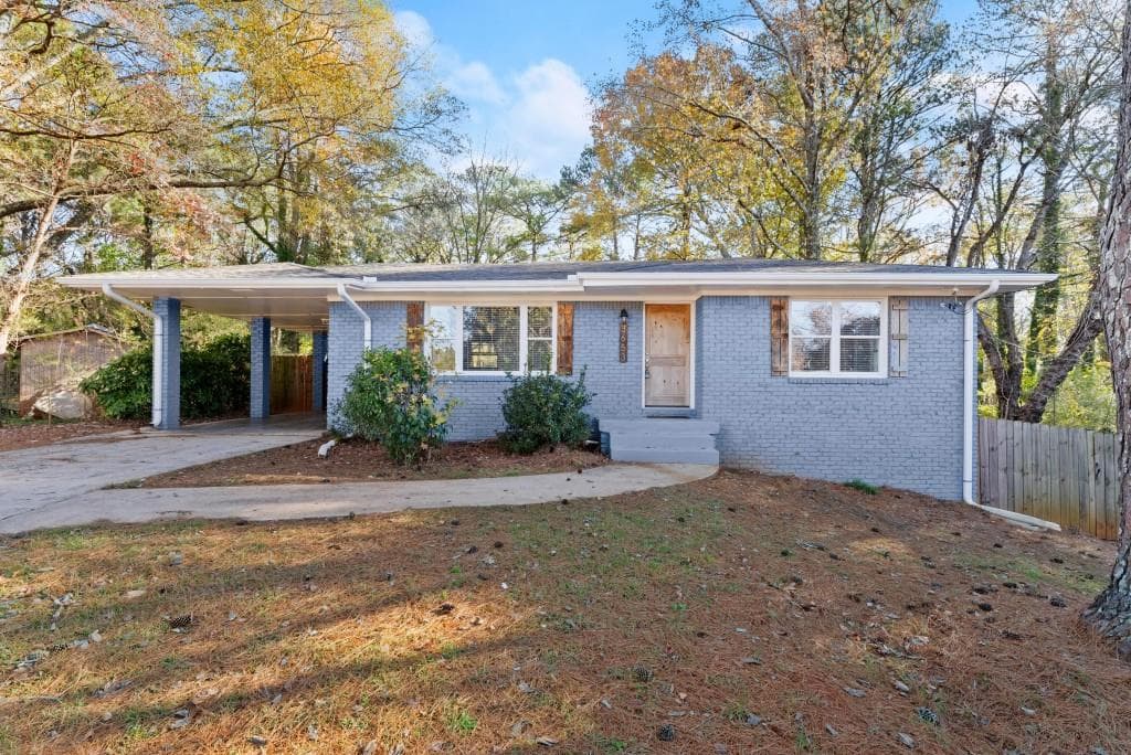3653 Brookcrest Circle, Decatur, GA 30032 — most recent listing photo