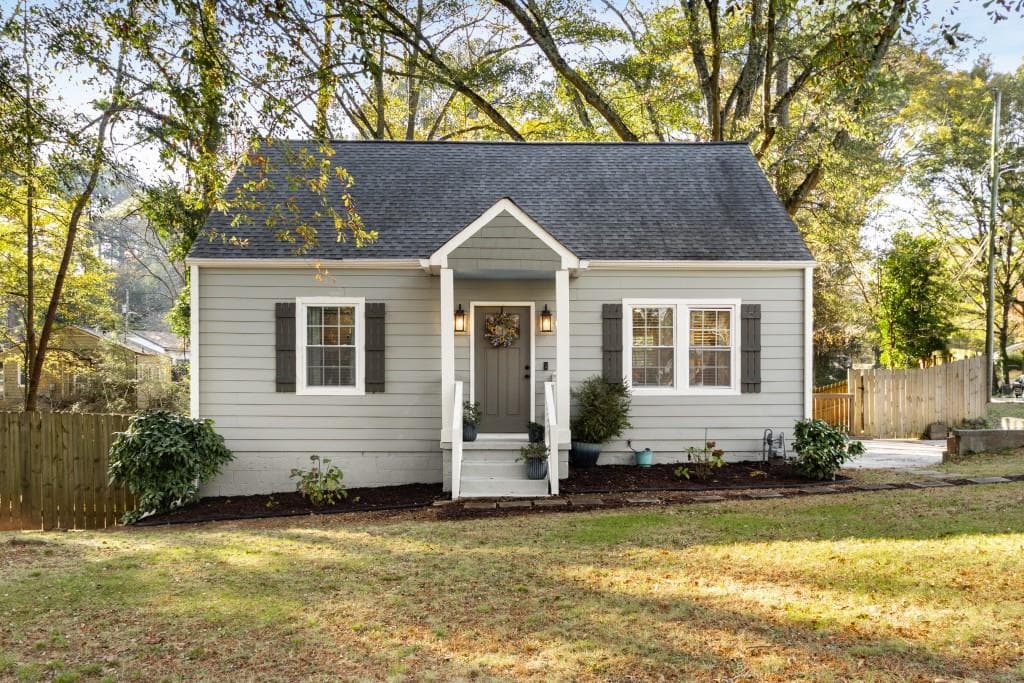 3 bedroom, 3 bathroom, 1,400 sq ft single family residence sold at 2458 Romain Way, East Point, GA 30344