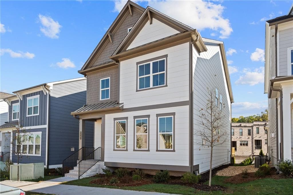 4 bedroom, 5 bathroom single family residence sold at 1952 Stanfield Avenue, Atlanta, GA 30318
