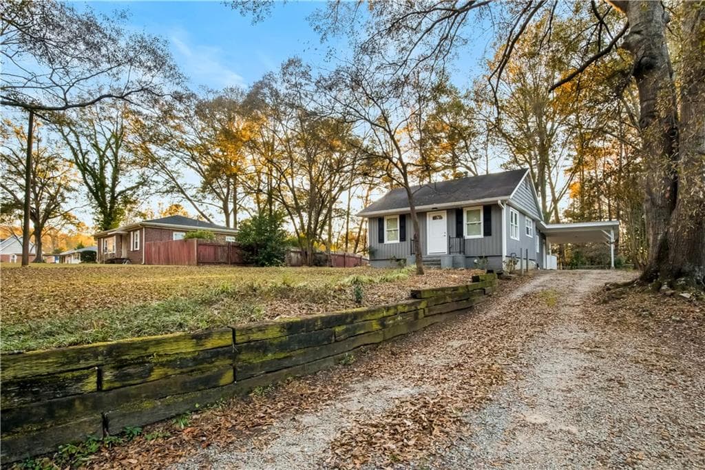 2 bedroom, 1 bathroom single family residence sold at 519 S DOGWOOD Street, Villa Rica, GA 30180