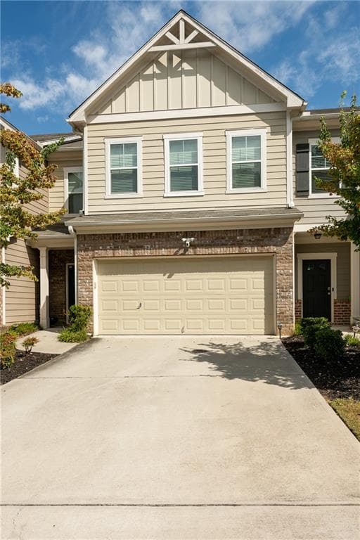 3 bedroom, 3 bathroom, 1,992 sq ft townhouse sold at 5431 Cascade Run, Atlanta, GA 30336