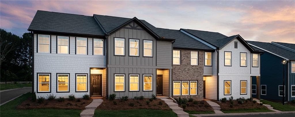 3 bedroom, 3 bathroom, 1,507 sq ft townhouse sold at 2108 Stillhaven Place, Douglasville, GA 30135