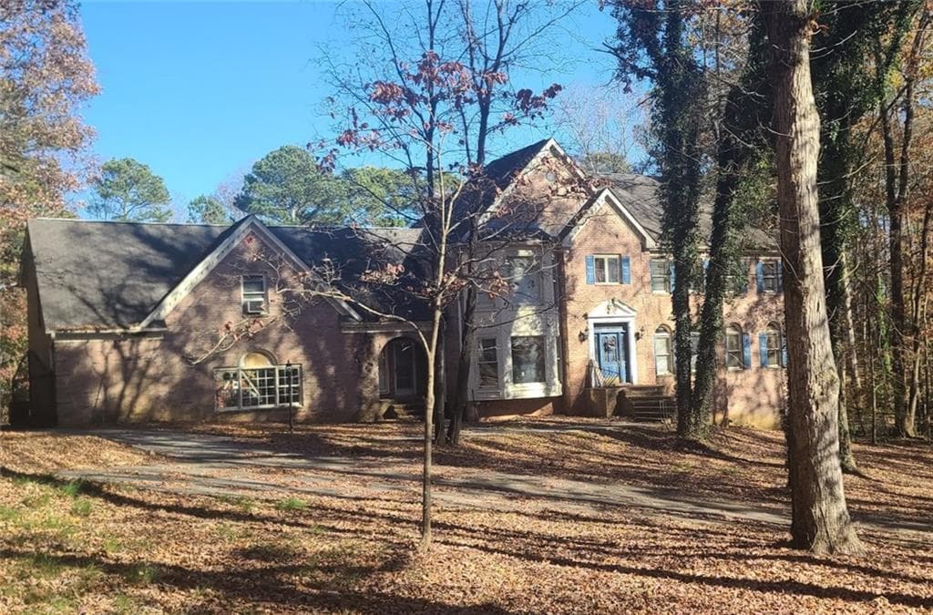 1221 Silverwood Court, Lawrenceville, GA 30043 — most recent listing photo