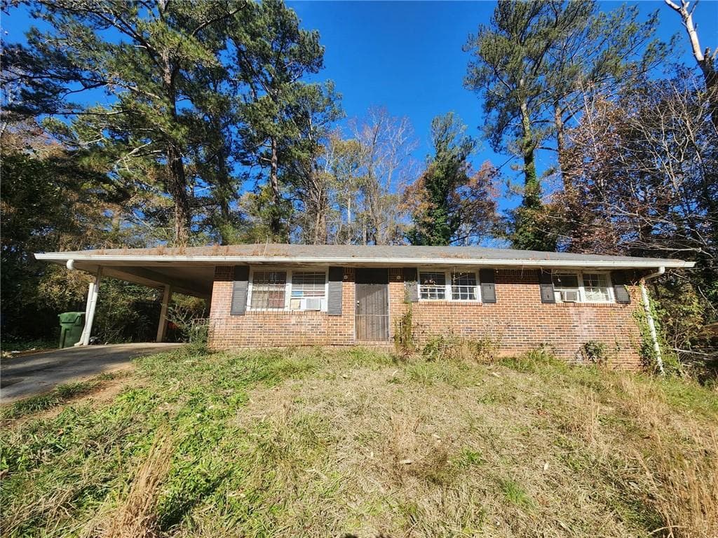 3 bedroom, 2 bathroom, 984 sq ft single family residence sold at 2647 Butner Road, Atlanta, GA 30331
