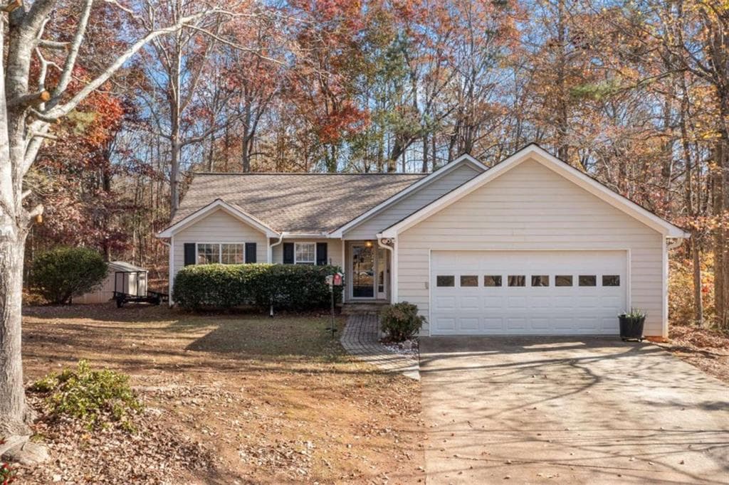 8680 Sapphire Lane, Gainesville, GA 30506 — most recent listing photo