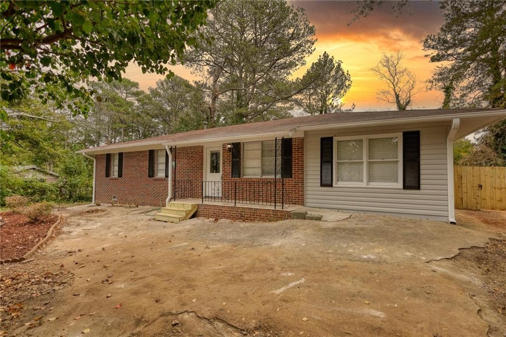 488 Crane Drive, Lawrenceville, GA 30046 — most recent listing photo