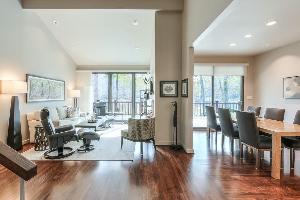 4048 Columns Drive, Marietta, GA 30067 — most recent listing photo