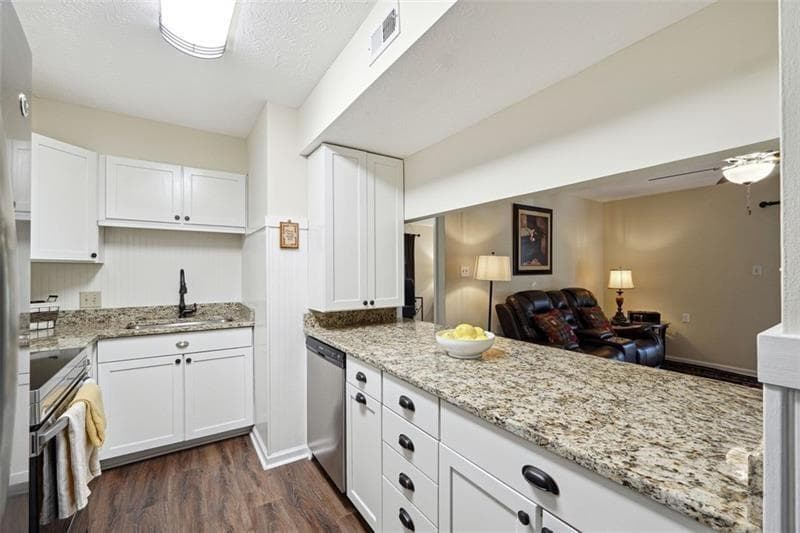 475 MOUNT VERNON Highway A208, Sandy Springs, GA 30328 — most recent listing photo