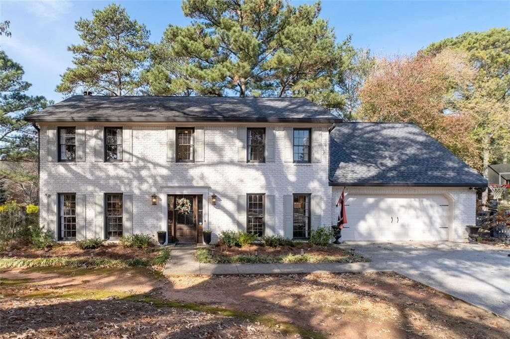 4 bedroom, 3 bathroom, 2,418 sq ft single family residence sold at 3363 NORTHUMBERLAND, Roswell, GA 30075