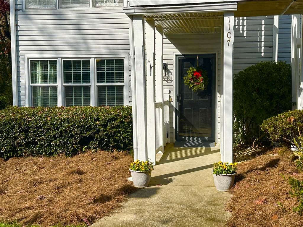 1 bedroom, 1 bathroom condominium sold at 1107 Cannon Gate Crossing, Marietta, GA 30064